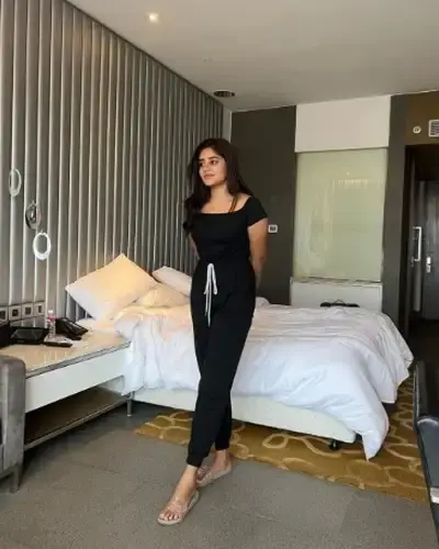 Call Girls Churchgate Cash On Delivery